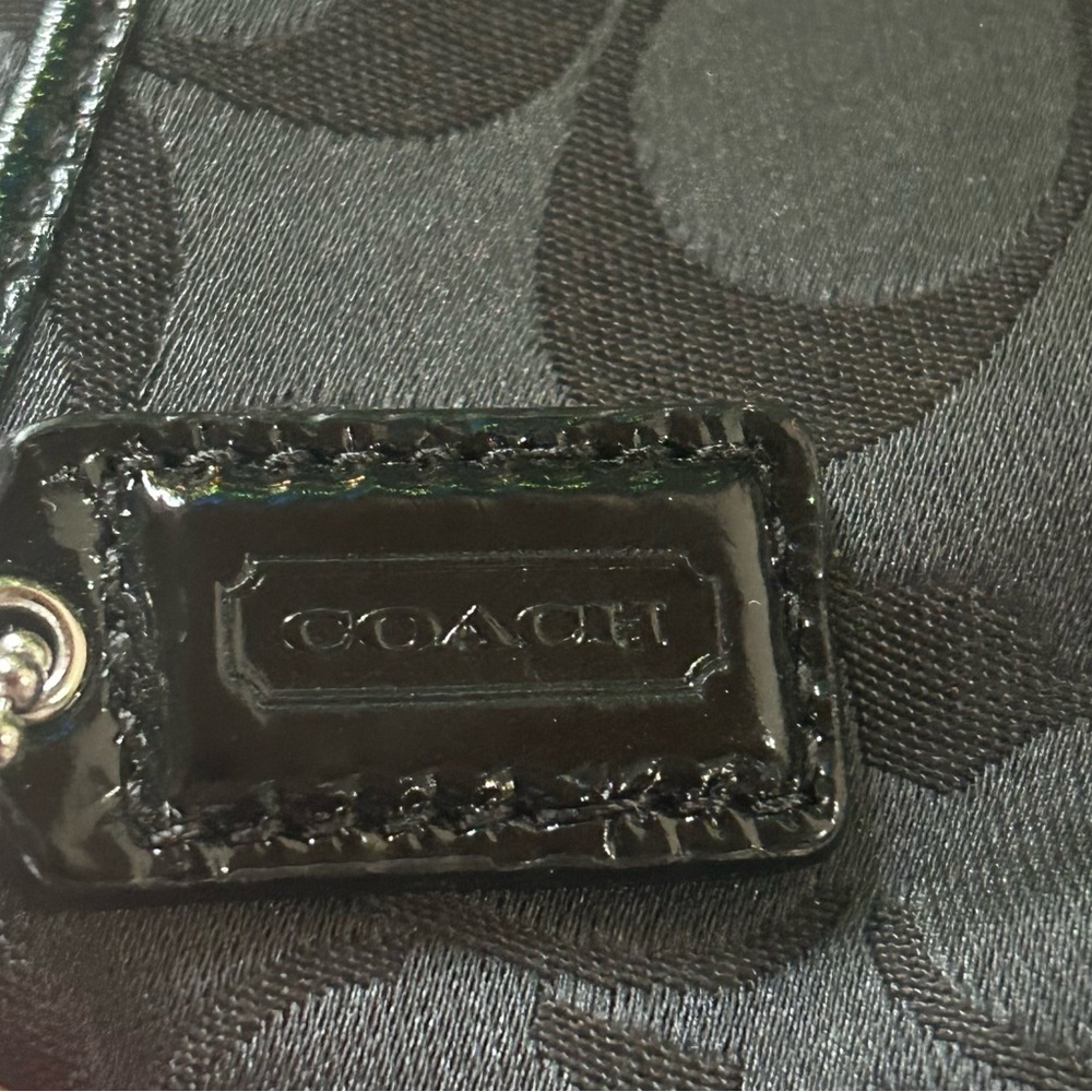 Coach Y2K Ashley Large Signature C Canvas Flap Wristlet/Mini Bag - Picture 8 of 11
